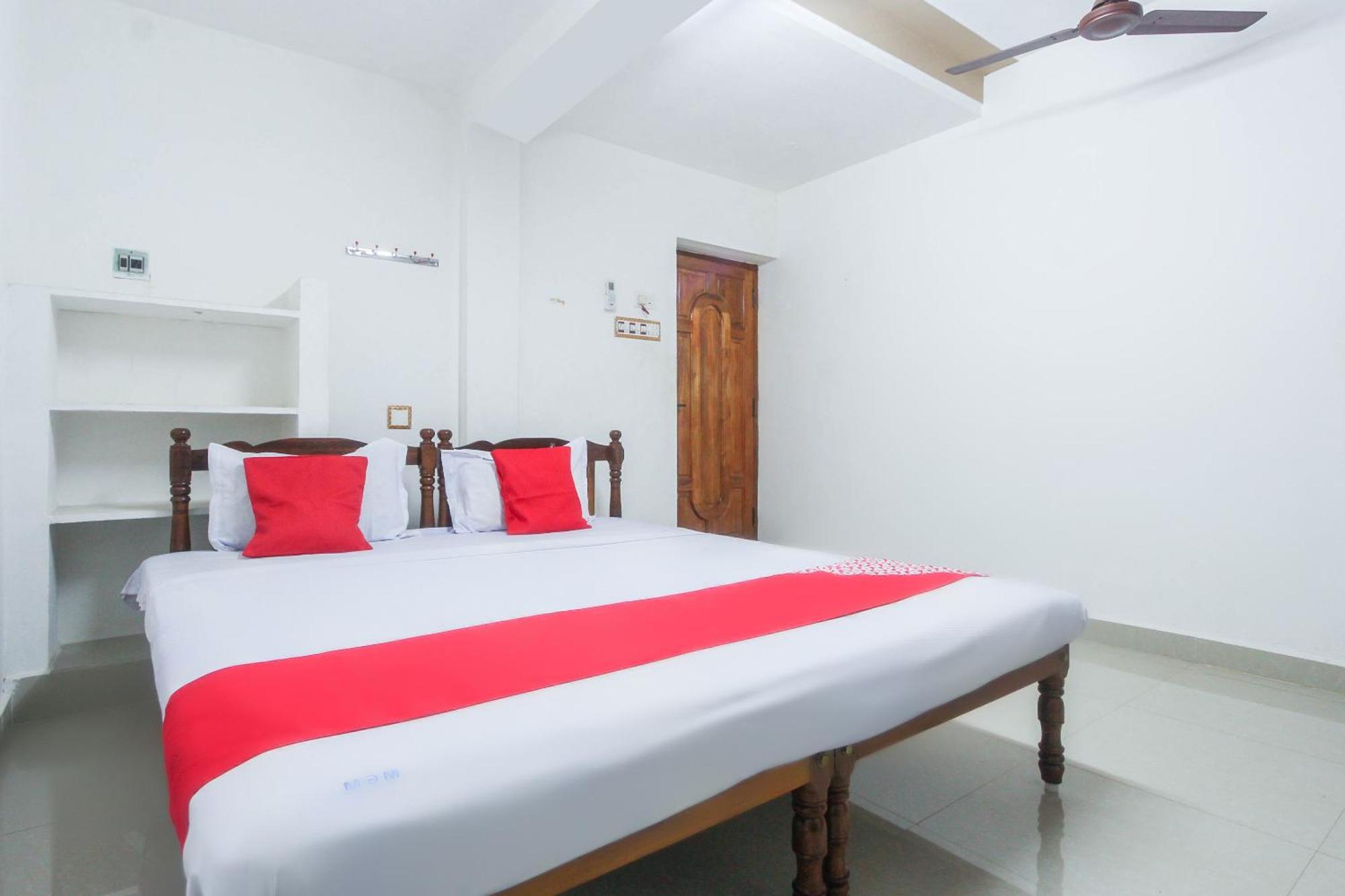 Hotel O Muthu Ganesh Mahal Kottaiyur Bagian luar foto
