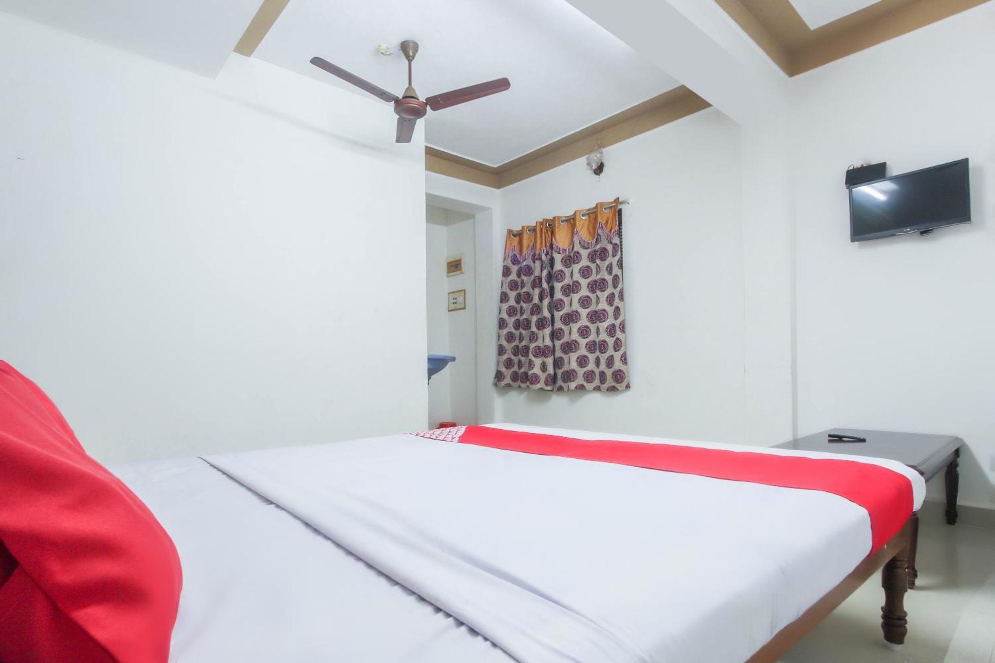 Hotel O Muthu Ganesh Mahal Kottaiyur Bagian luar foto