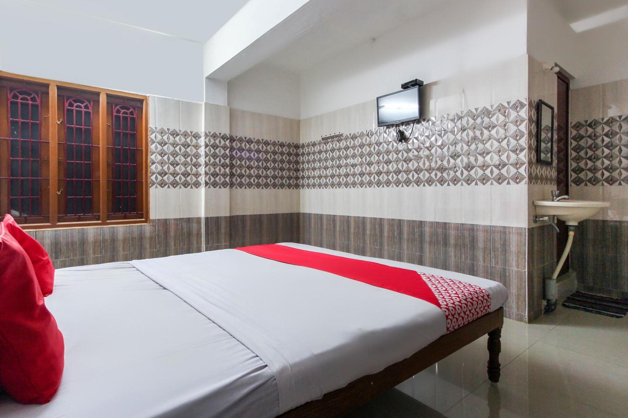 Hotel O Muthu Ganesh Mahal Kottaiyur Bagian luar foto