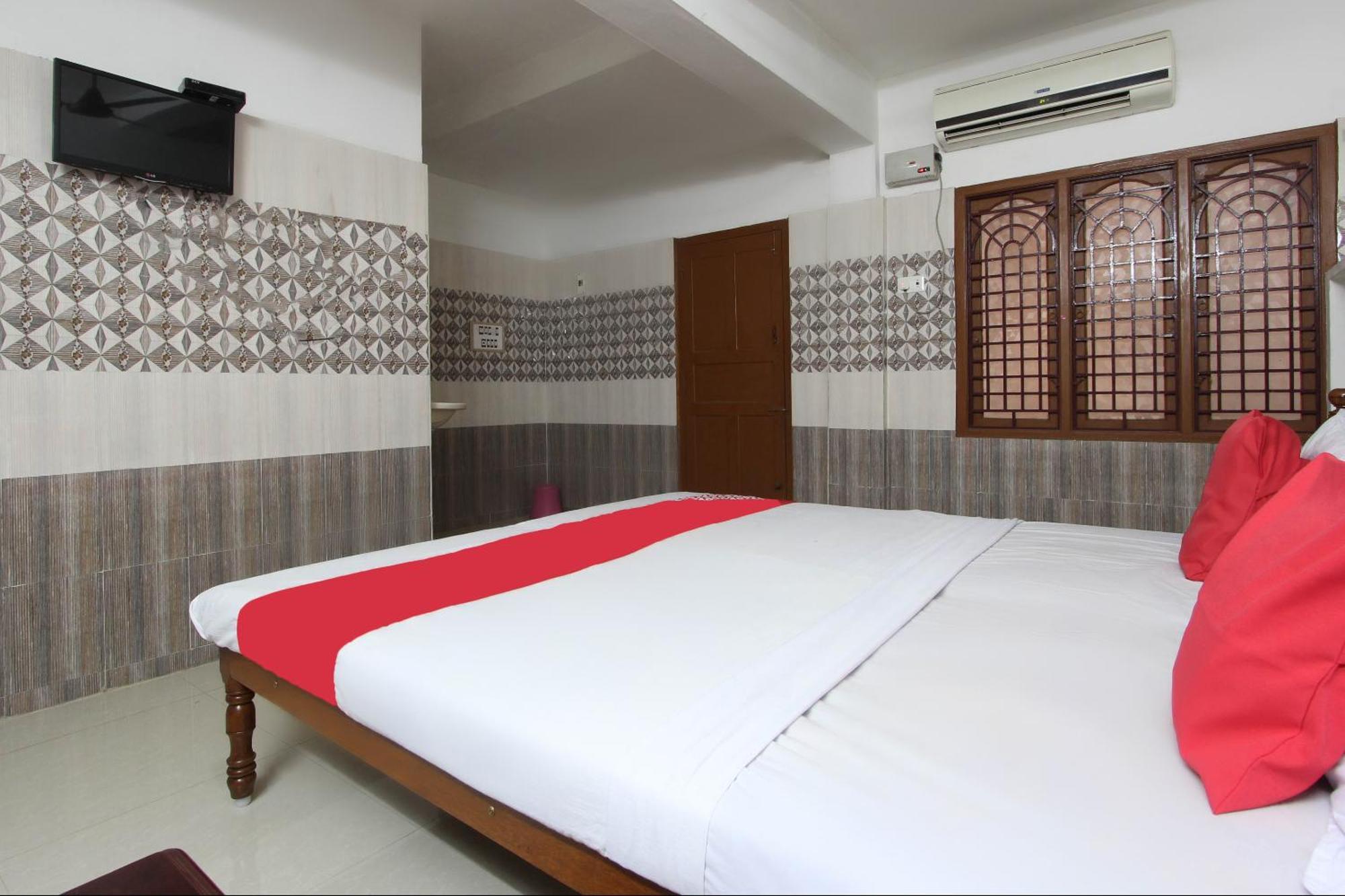 Hotel O Muthu Ganesh Mahal Kottaiyur Bagian luar foto